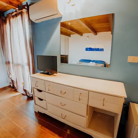 Bed & Breakfast Stone House *