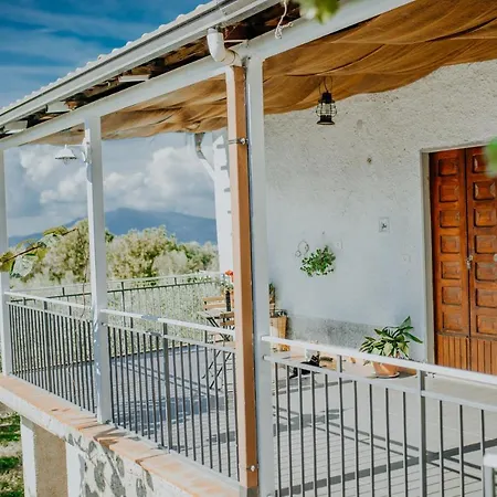 Bed & Breakfast Stone House